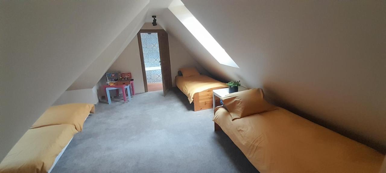 Apartamenty Emzetka Pobierowo Exteriör bild