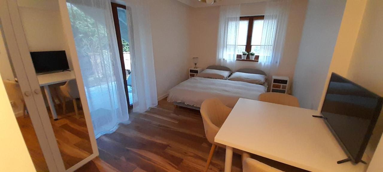 Apartamenty Emzetka Pobierowo Exteriör bild