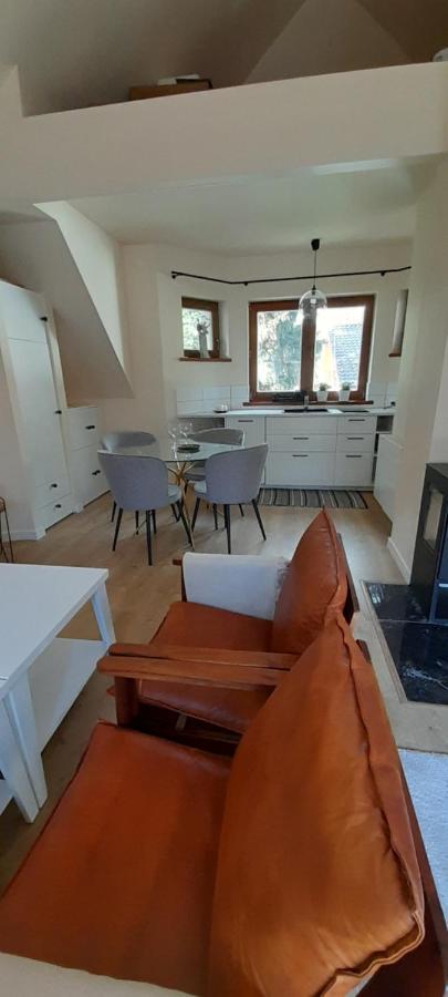 Apartamenty Emzetka Pobierowo Exteriör bild